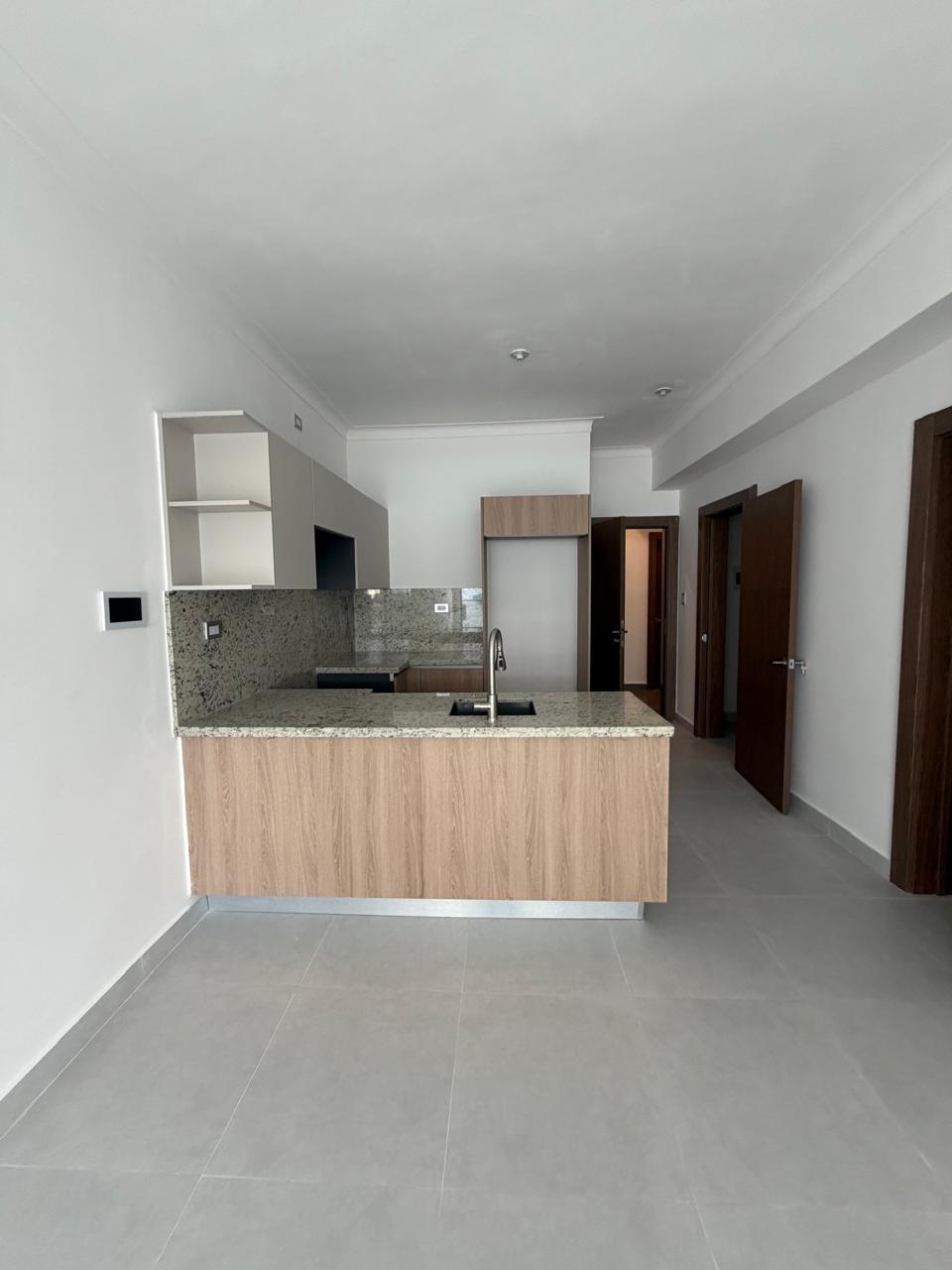 Apartamento Nuevo en Alquiler | 1 Habitación + Balcón | US$750