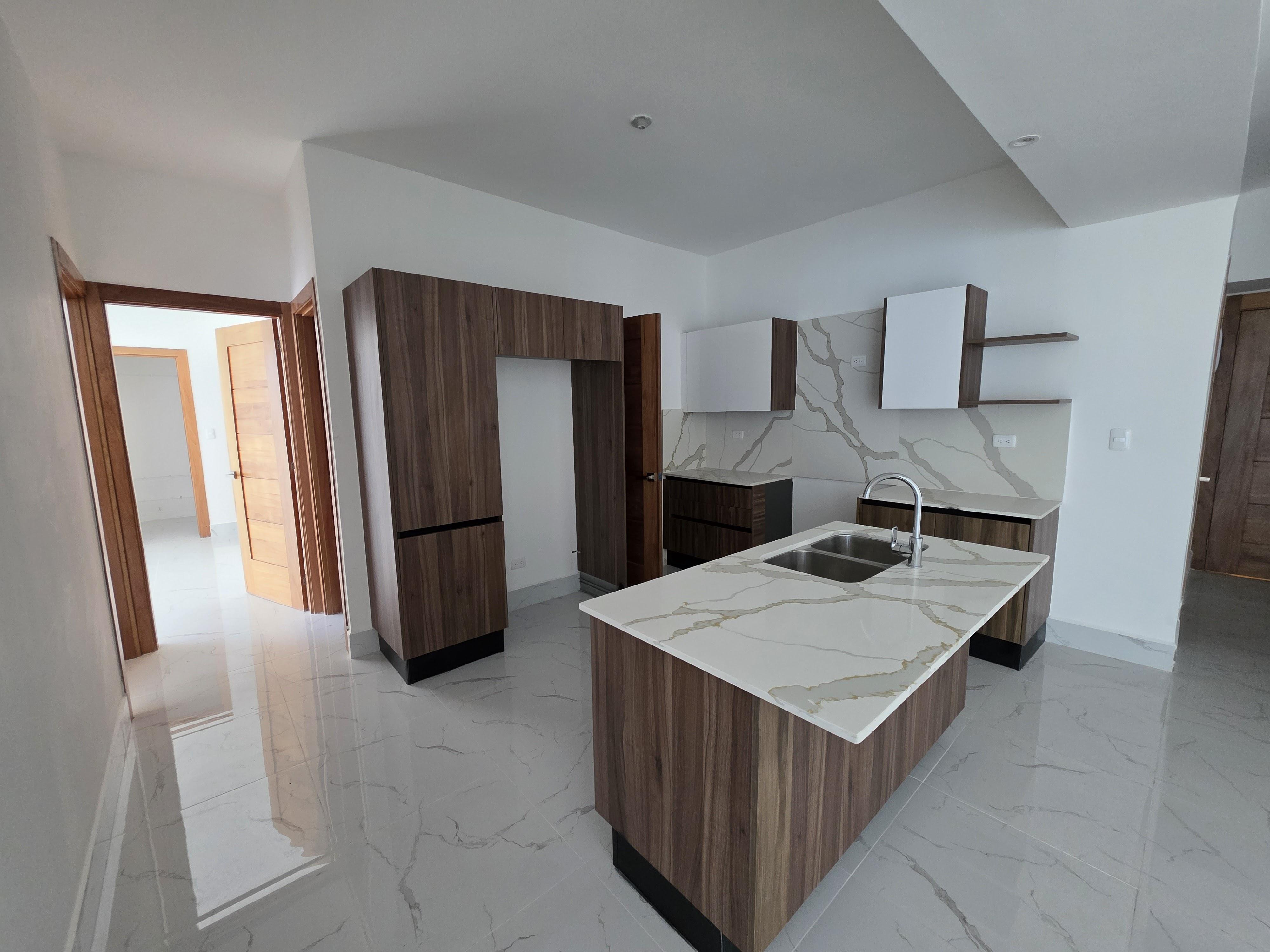 Apartamento Nuevo en Alquiler en Bella Vista con Vista al Mar