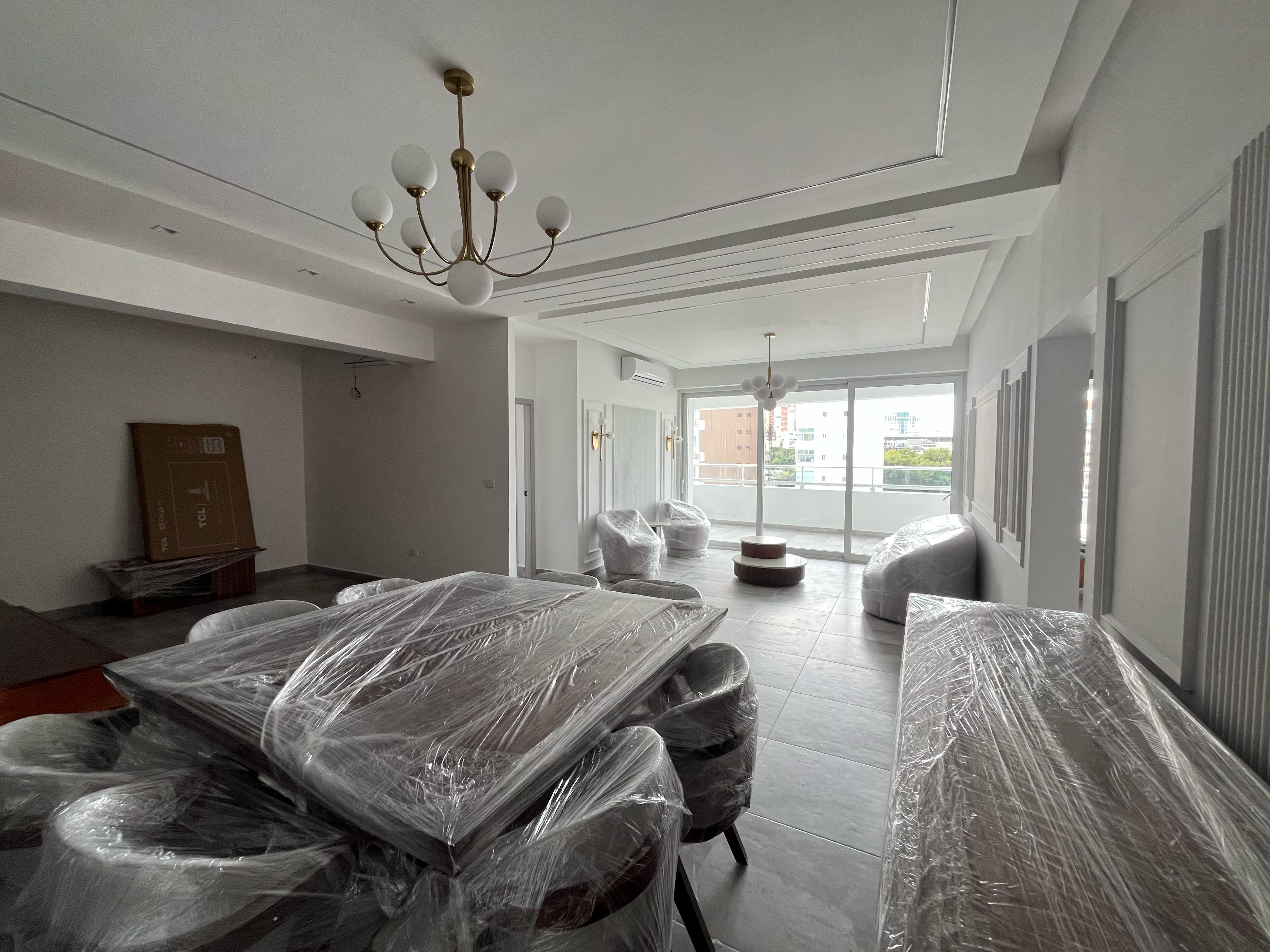 Apartamento en alquiler en Ensanche Serrallés – 3 habitaciones