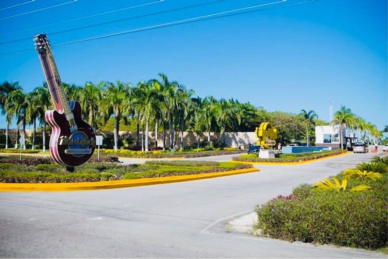 Apartamento-Amueblado-en-Venta-en-Bavaro-Rosario-Sanchez-DR-00