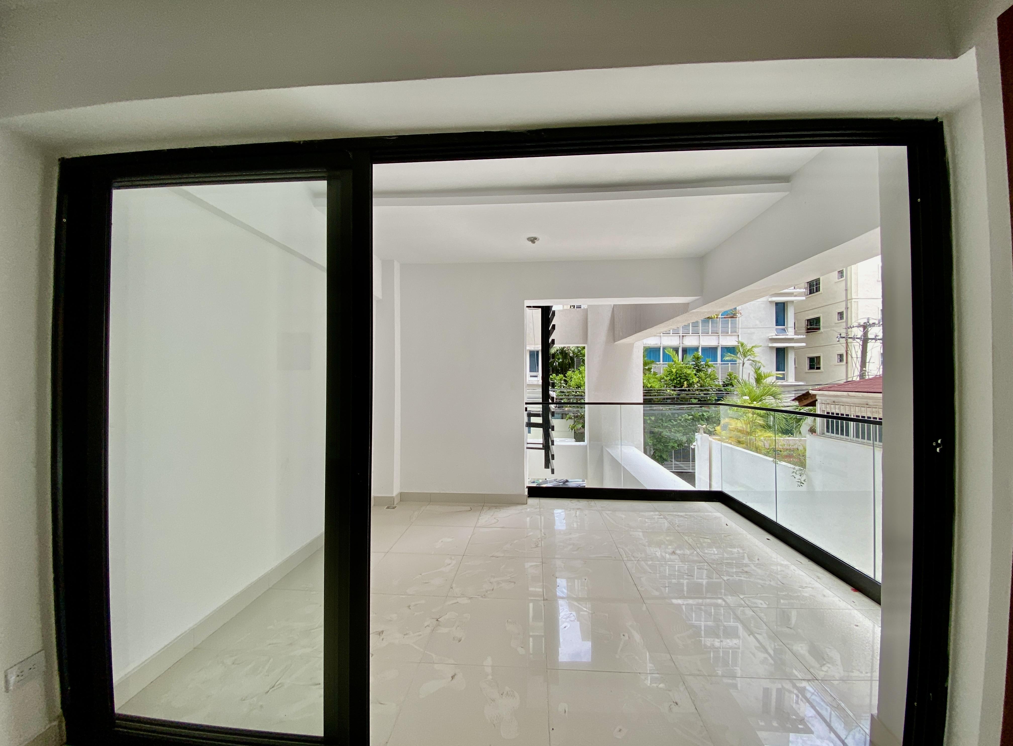 Apartamento en Venta en Serrallés Nuevo a Pasos del Parque y prox a Agora Mall
