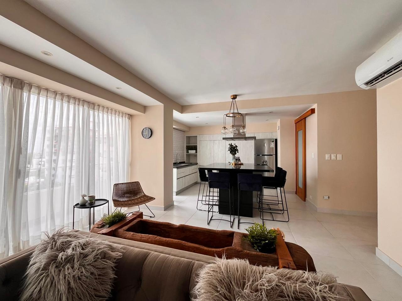 EXCELENTE APARTAMENTO EN EVARISTO MORALES AMUEBLADO