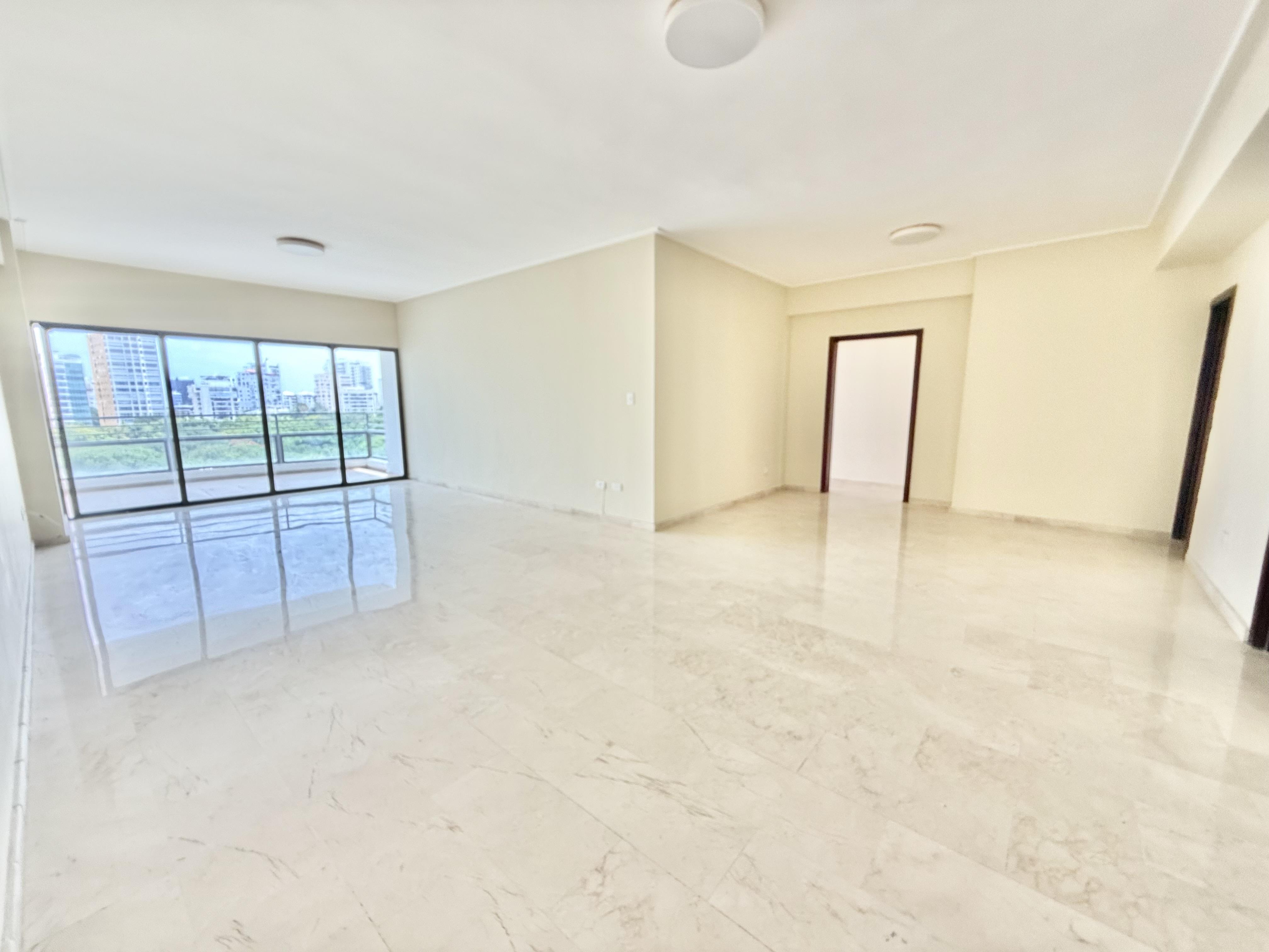 Apartamento de 3 Habitaciones con una vista despejada