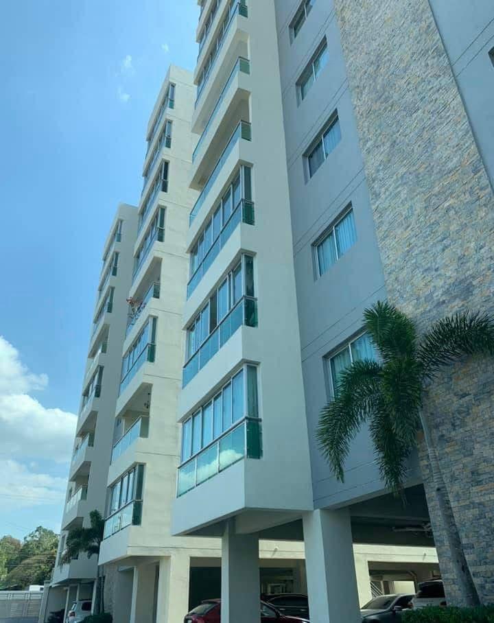 Apartamento Amueblado en Zona Céntrica de Santiago | 3 Habitaciones + 3 Parqueos
