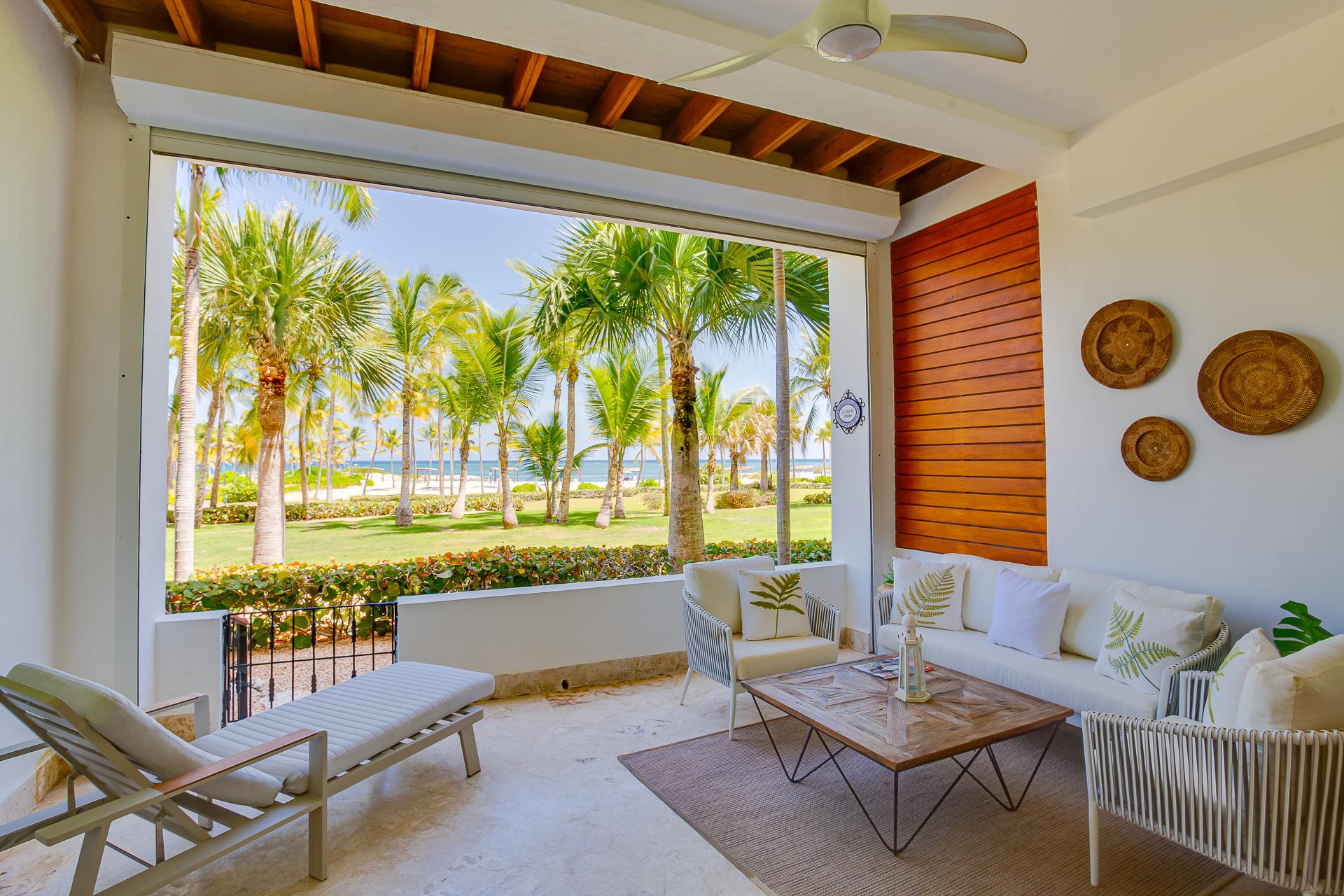 Apartamento Amueblado Frente al Mar en Venta en Aquamarina Cap Cana | 2 Habitaciones | US$650,000