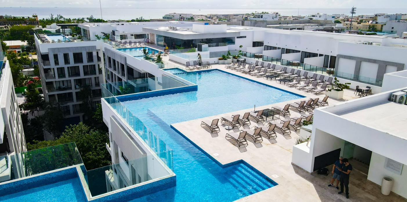 Turn-Key 1-Bedroom Condo for Sale in Playa del Carmen – Prime Location on 38th Street