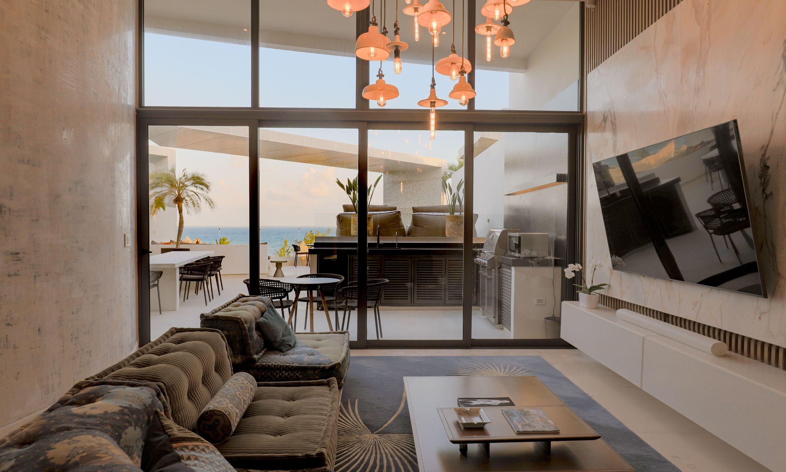 Miranda Penthouse – Iconic Beachside Living in Playa del Carmen