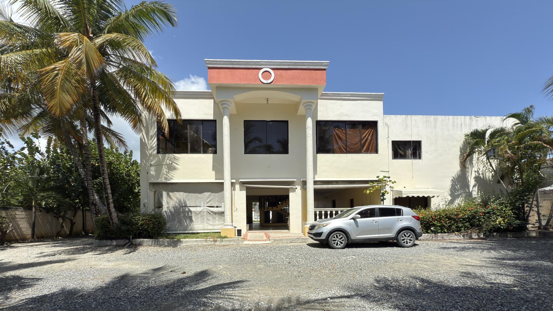 Commercial Space for Sale in Friusa – High-Traffic Location in Bávaro