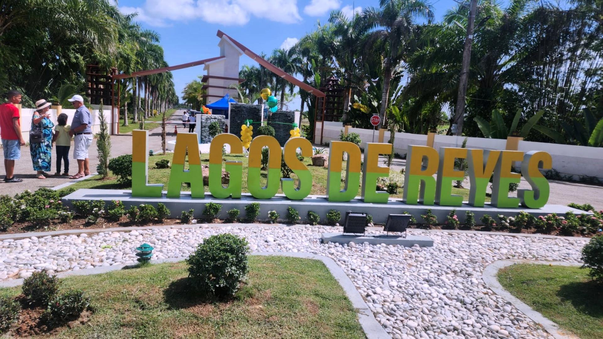 Lots starting from 500 square meters and up.