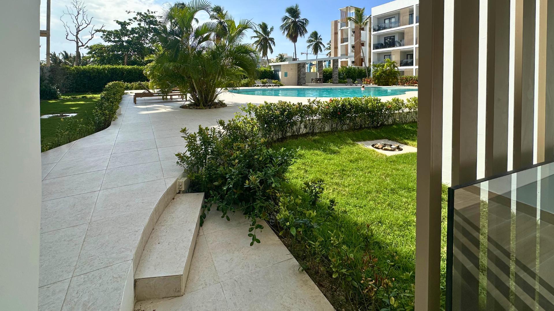 Hot Deal! Direct Near the Beach & Pool Access - Los Corales