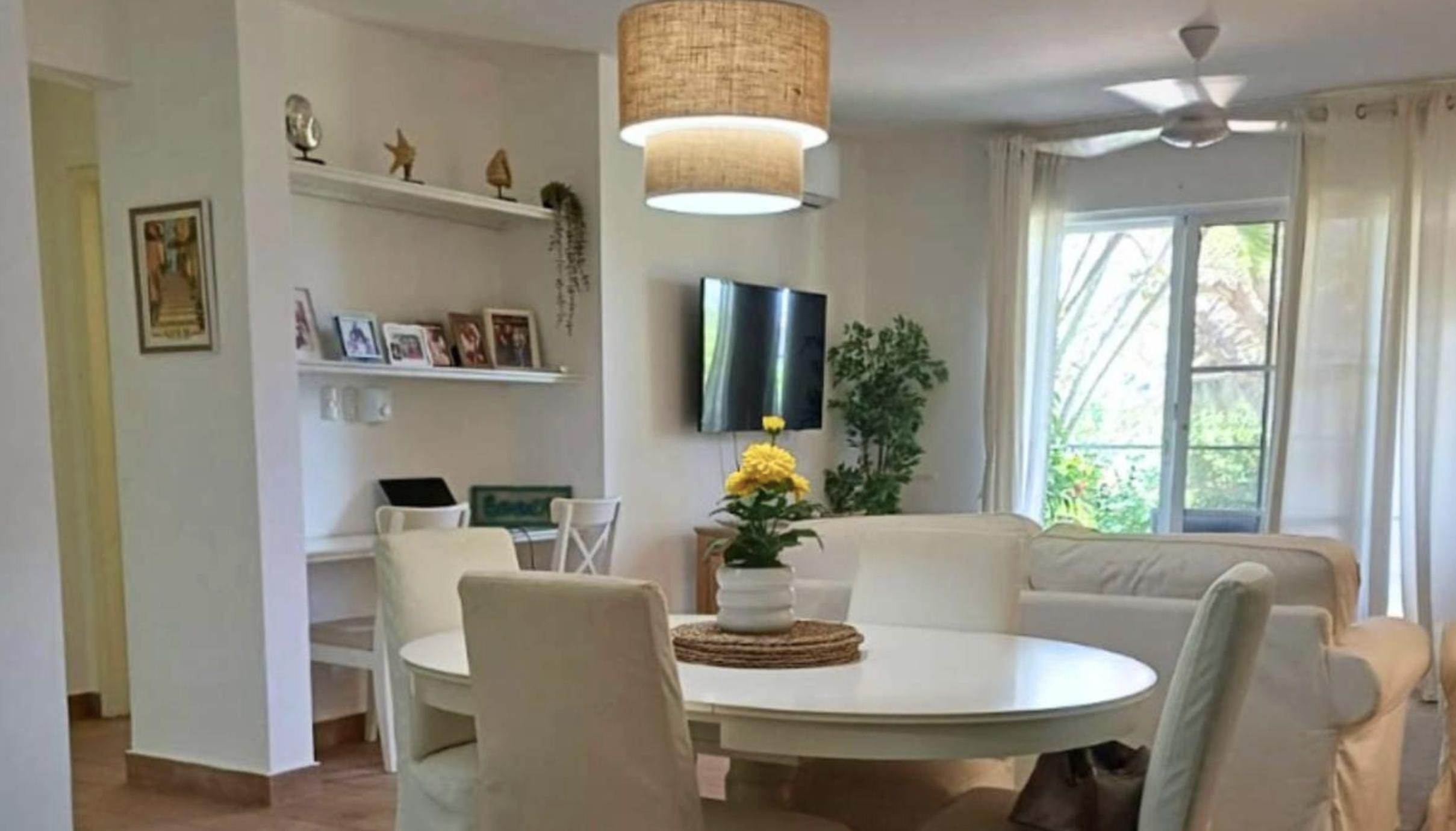 Live in Style: Golf, Pool, Balcony, and Clubhouse