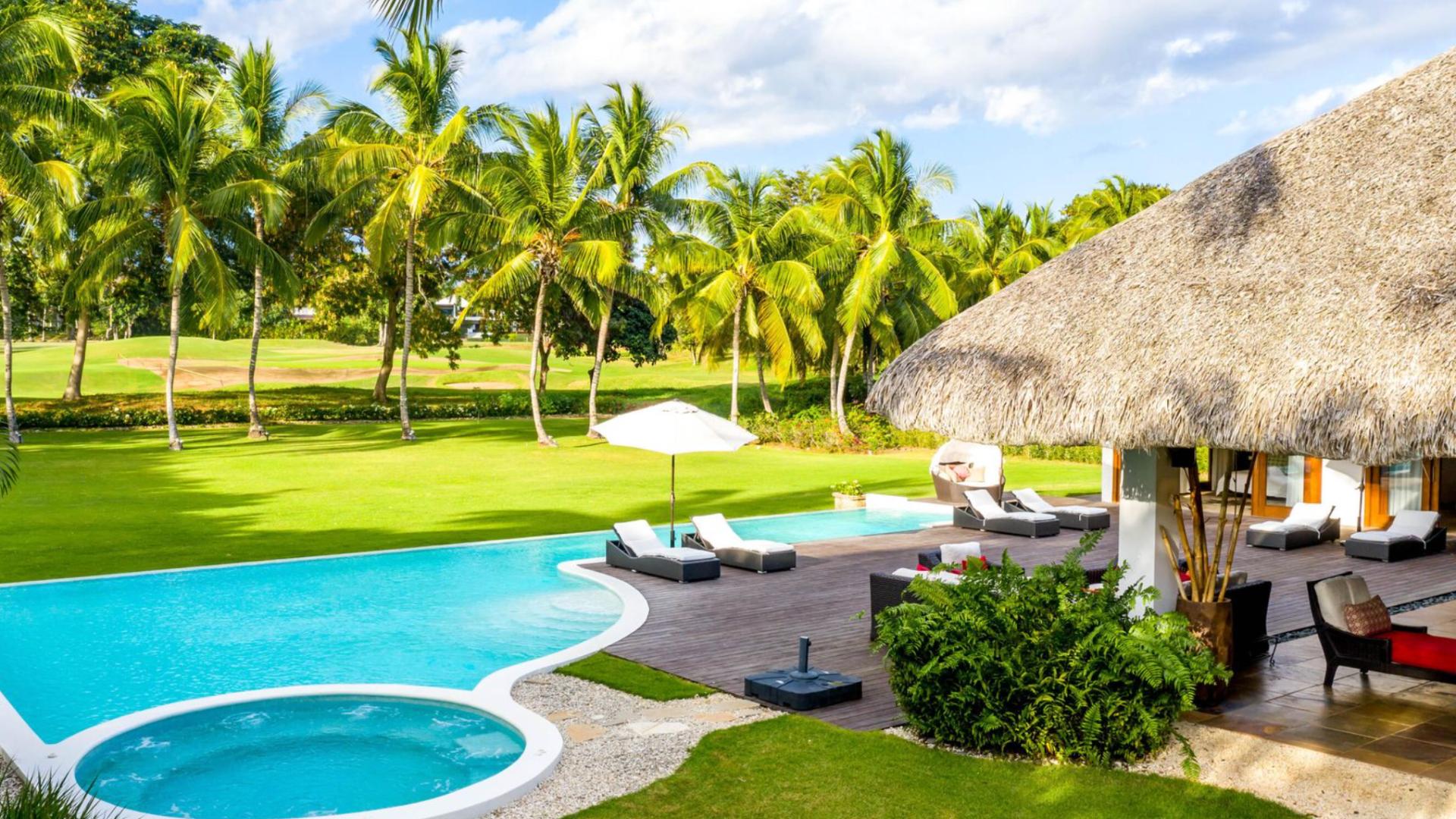 Luxury Villa in Casa de Campo – 6-Bedroom Golf View Estate