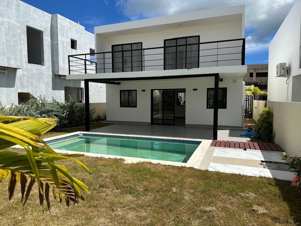 Modern 3-Bedroom Villa For Sale!