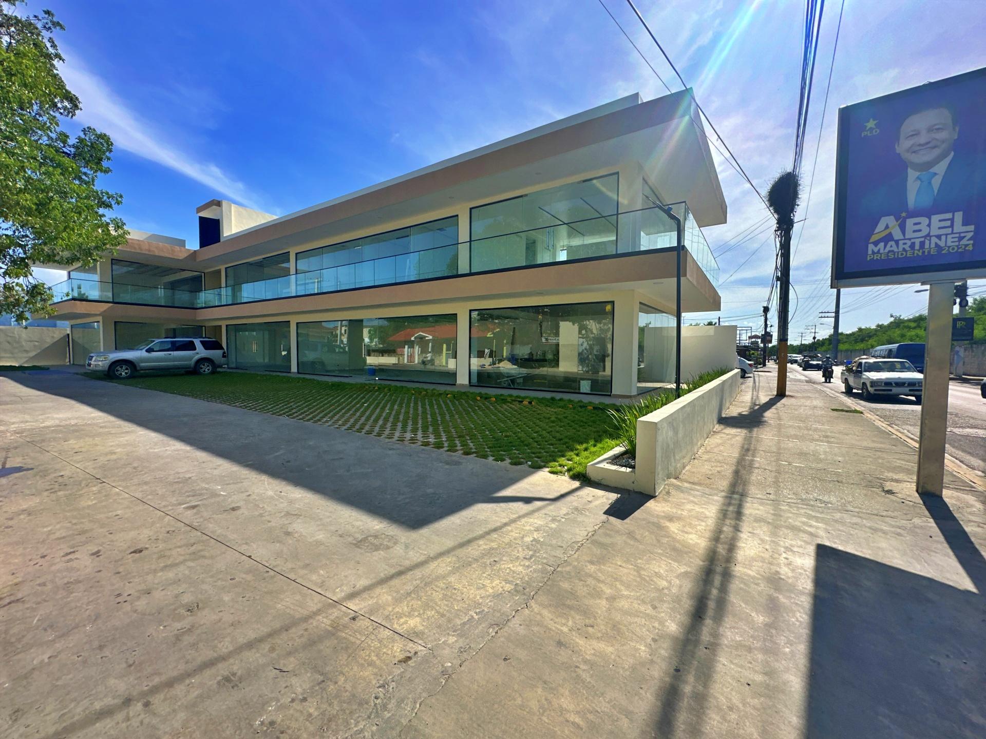 Modern Commercial Space - Easy Access - Excellent Location - Opportunity