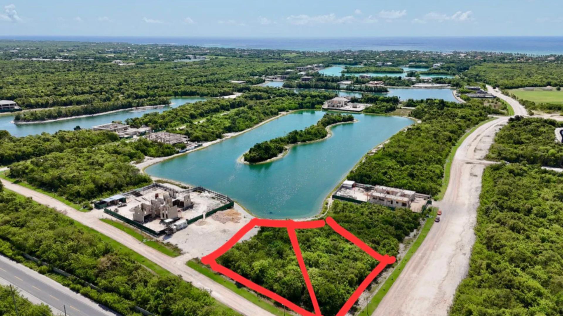 Lakefront Homesite in Prestigious Caribbean Resort