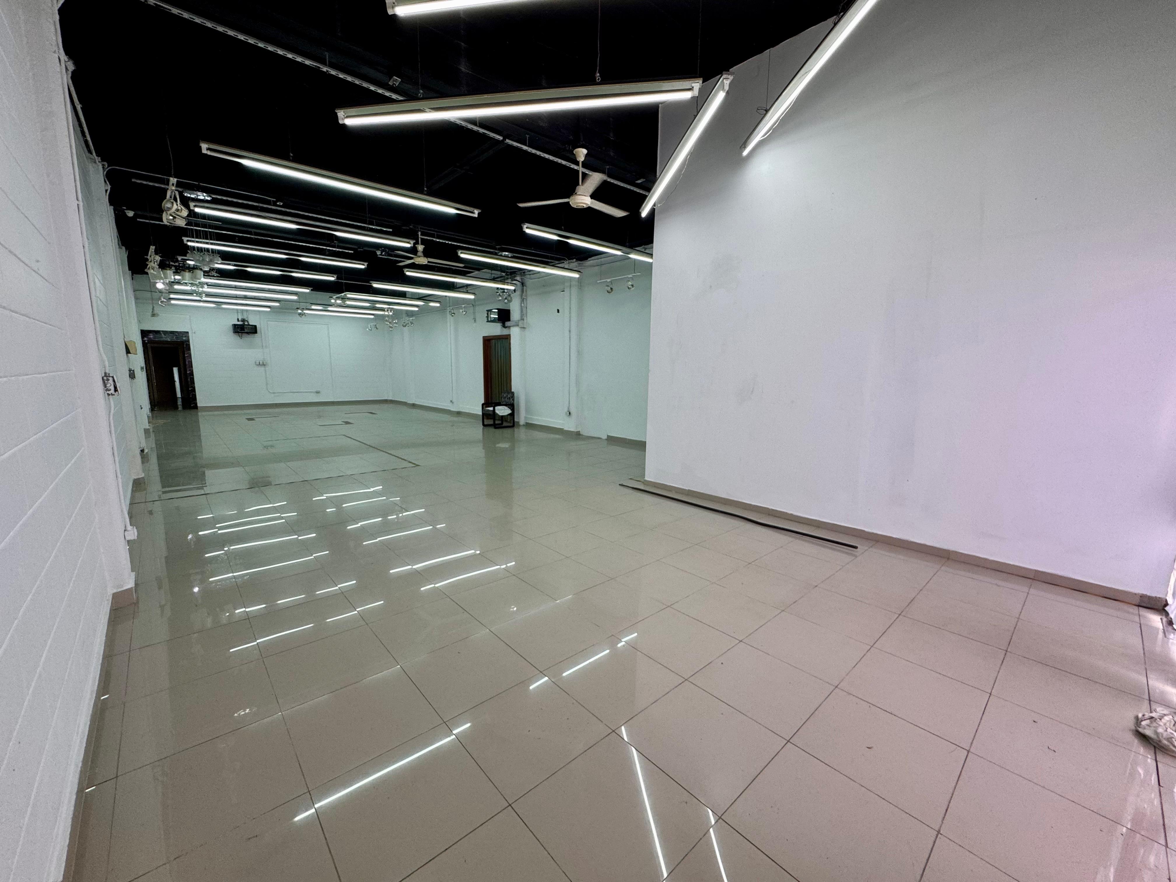 ALQUILO EDIFICIO COMERCIAL EN SAN CARLOS