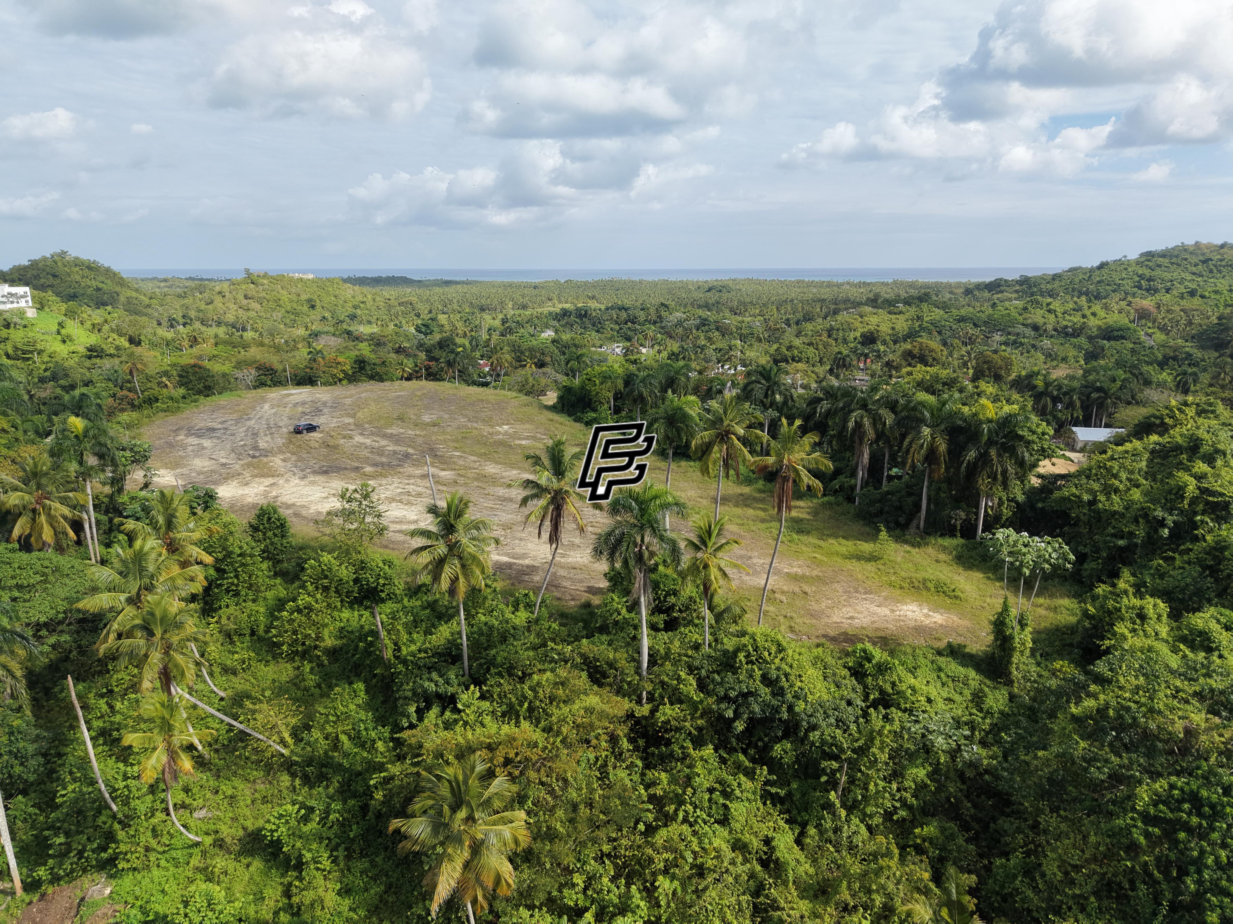 Terreno elevado de 26,775.25 m² con vista panorámica al mar y montaña – Ideal para desarrollo