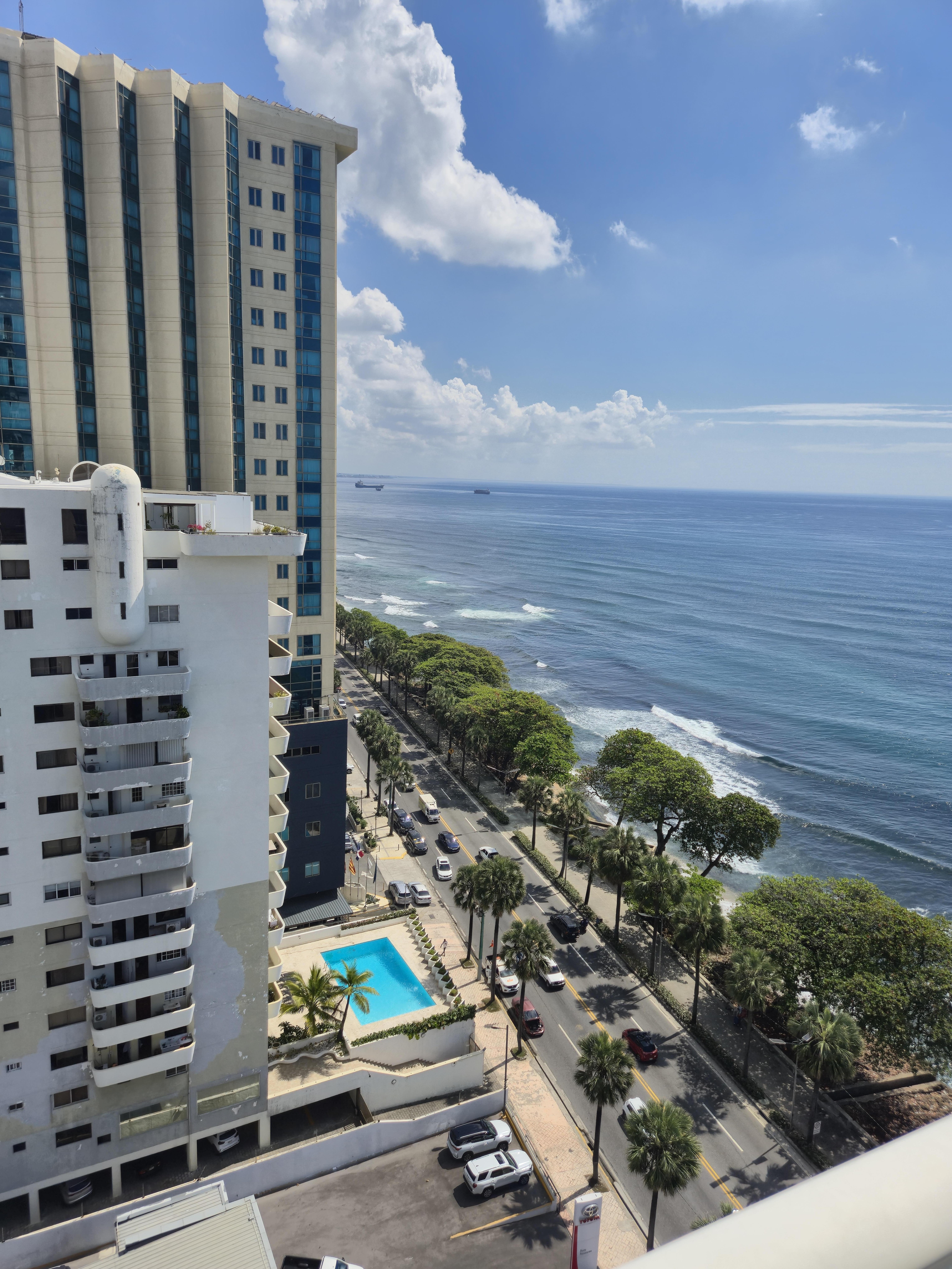 Apartamento con vista al mar en el Malecón | 225 m², 3 habitaciones y amenidades exclusivas