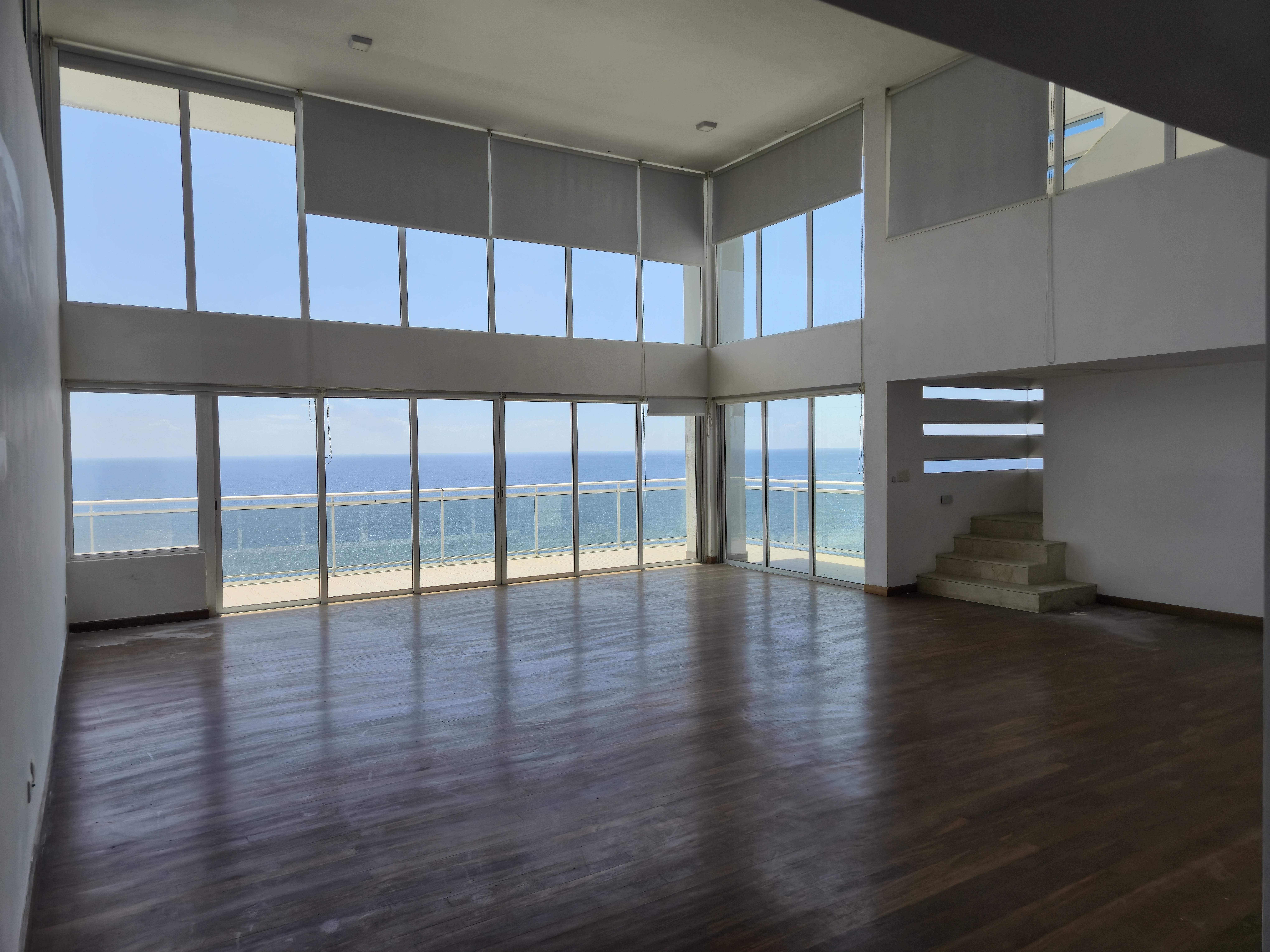 Exclusivo Penthouse frente al mar en el Malecón de Santo Domingo