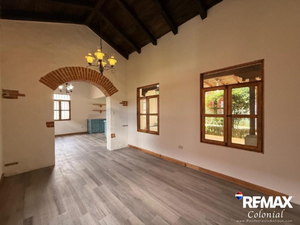 6226 - CASA EN ALQUILER/ SAN GASPAR VIVAR, ANTIGUA GUATMALA (sin muebles) - LO