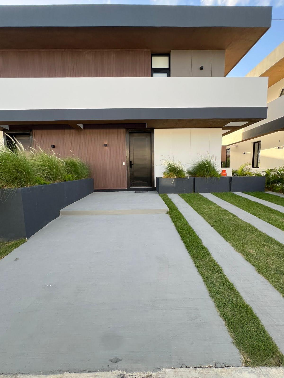 🏡 VILLA FOR SALE | PALMAS II – VISTA CANA Discover this beautiful villa located in Pal photo 1