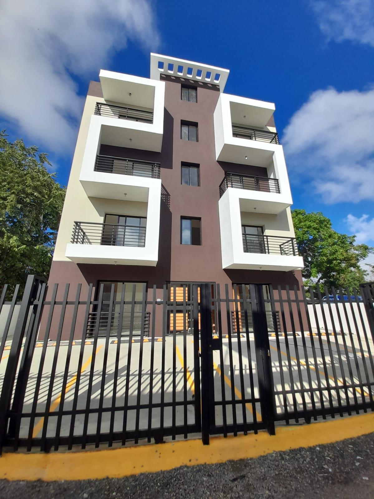 ESTUDIOS DE VENTA EN LICEY