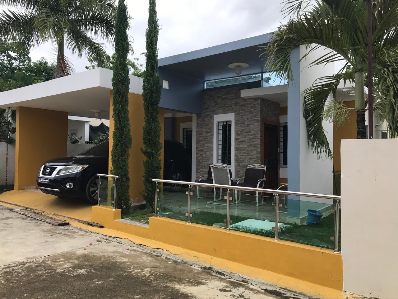 CASA EN VENTA – RESIDENCIAL CERRADO, GURABO