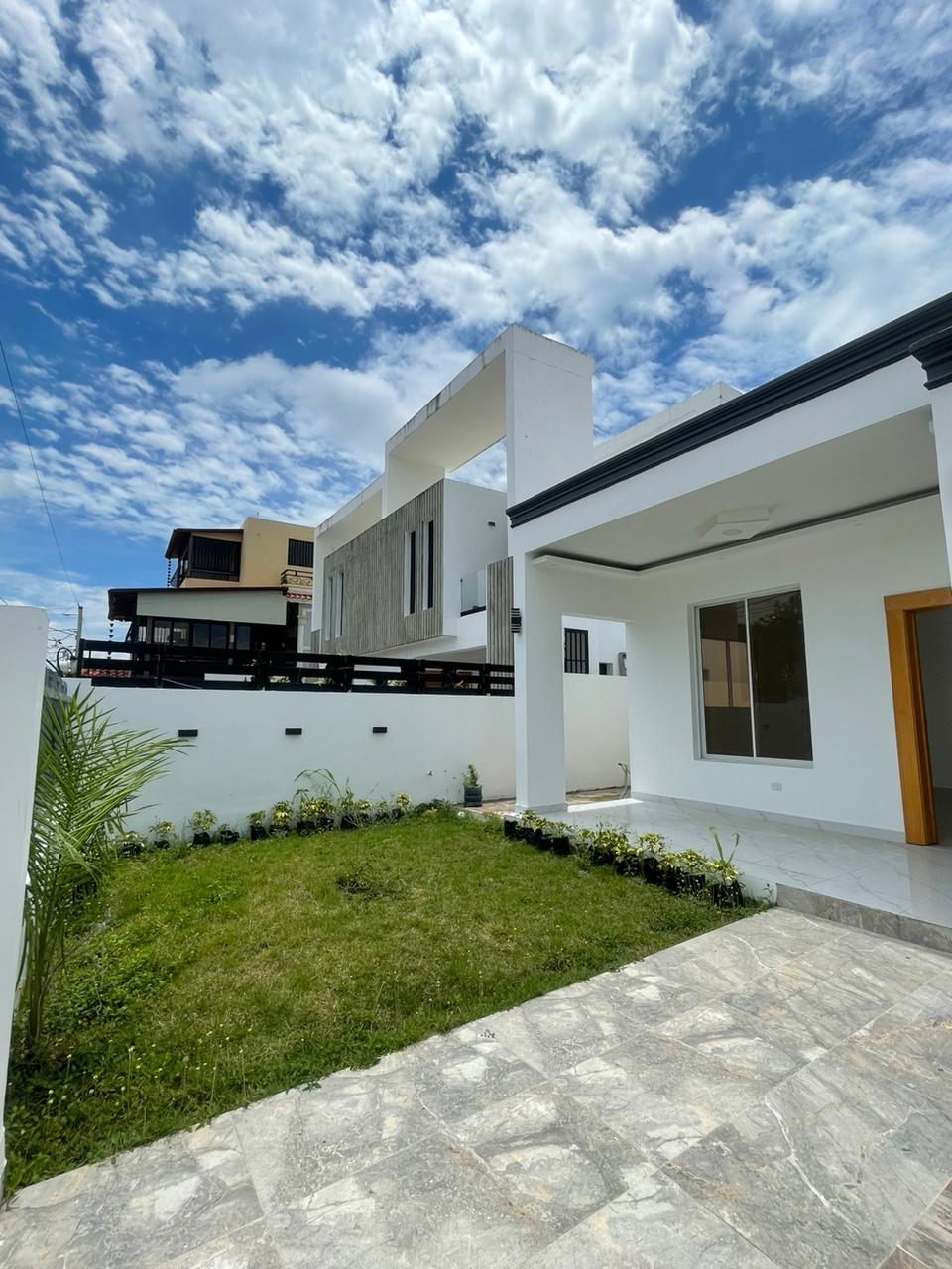 Hermosa casa recién construida ! lista para ti
