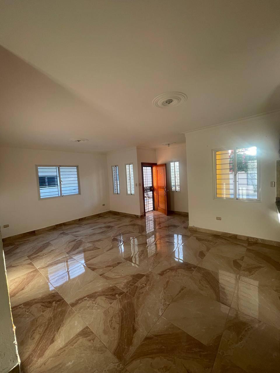 HERMOSA CASA EN RENTA CON OPCIÓN A COMPRA