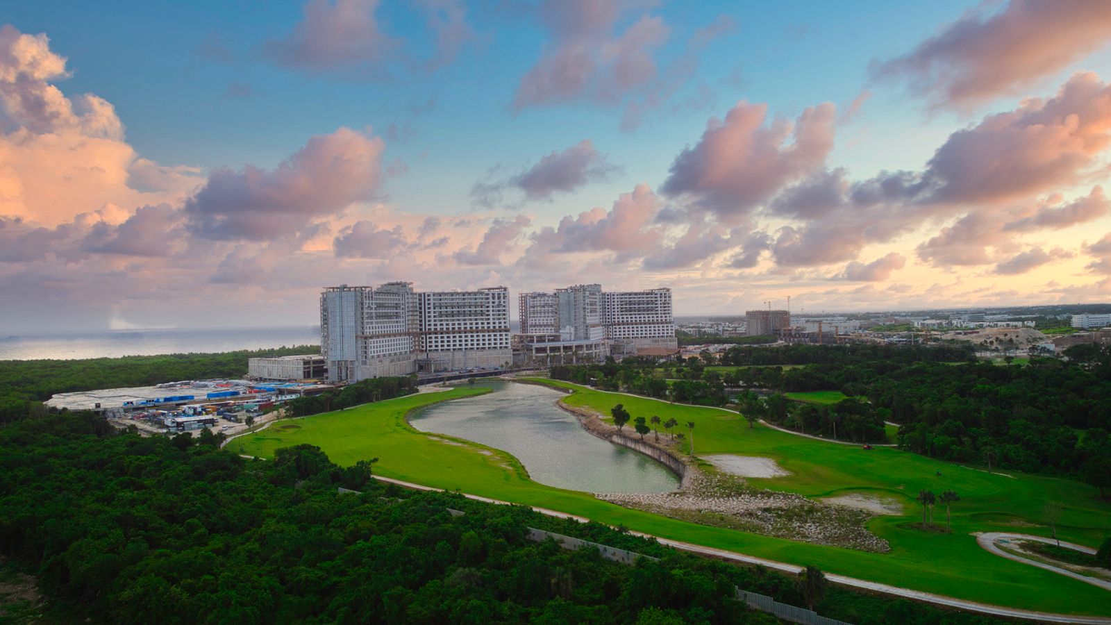 Vista al Campo de Golf