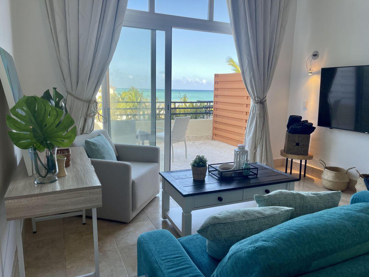 Apartamento tipo Loft Moderno en venta con Piscina, Playa y Vistas al Mar: Tu Oasis en Cap Cana