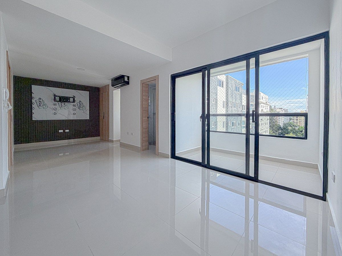 Apartamento a estrenar con línea blanca en piso alto