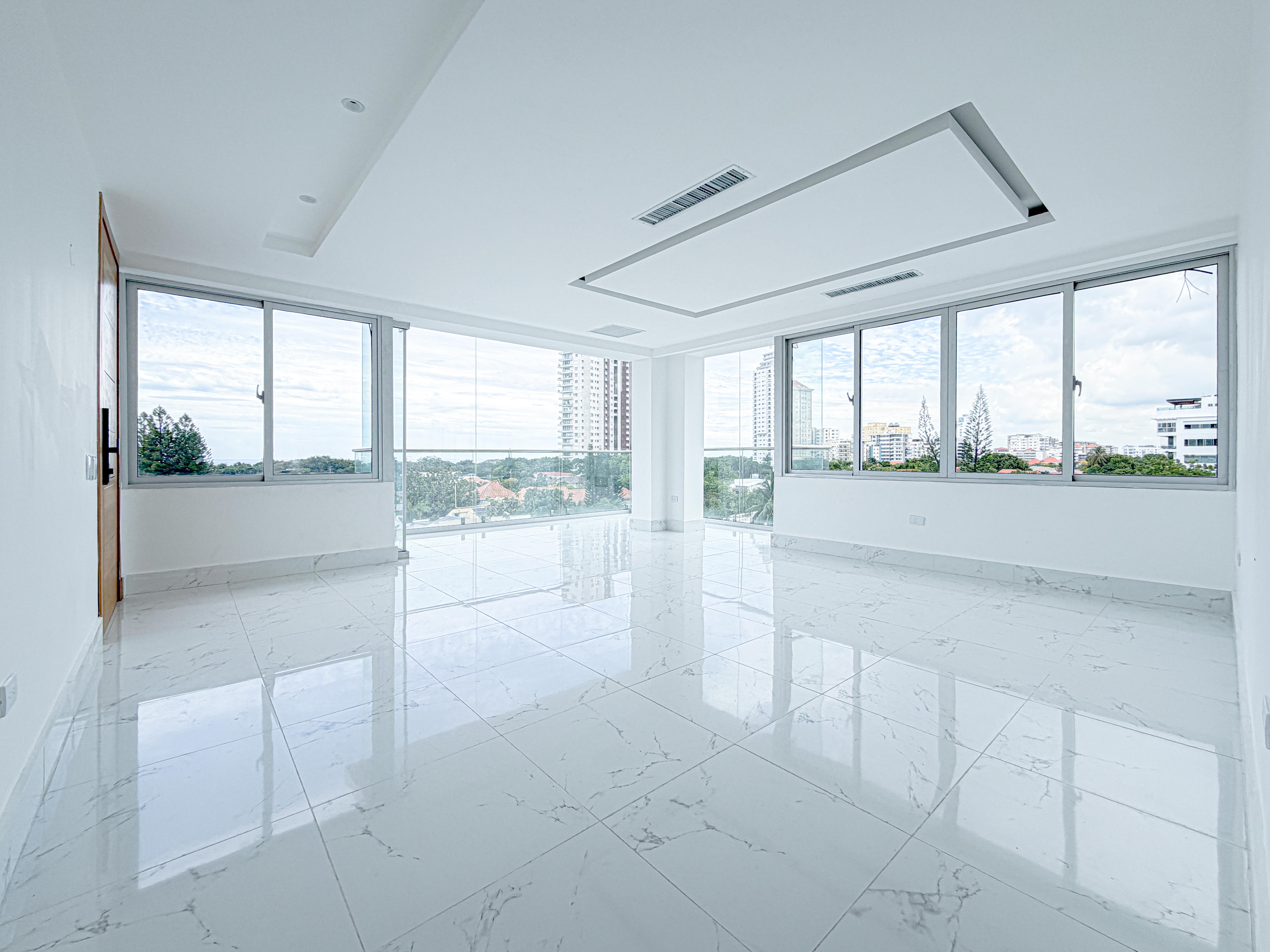 Penthouse en Los Cacicazgos con 620 m2 en 3 Niveles