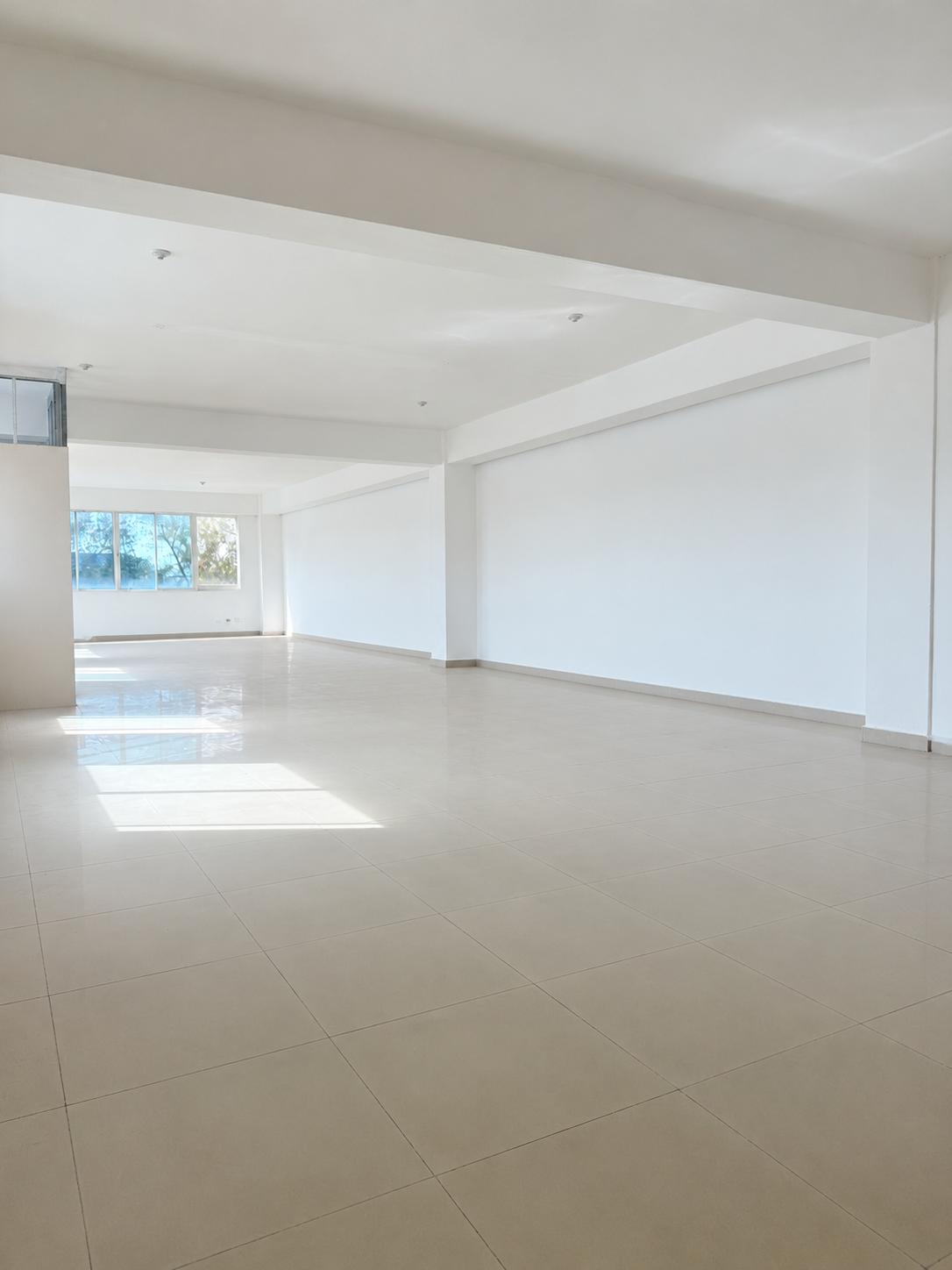 š¢ Local Comercial de 145 m² en Alquiler ā Ensanche Quisqueya