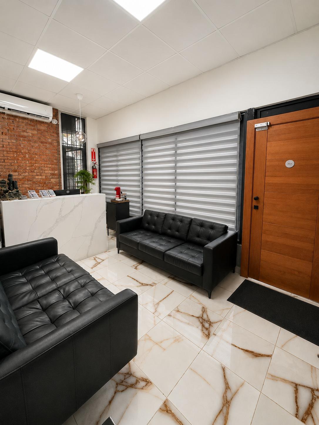 Edificio Comercial en Venta y Alquiler en Gazcue