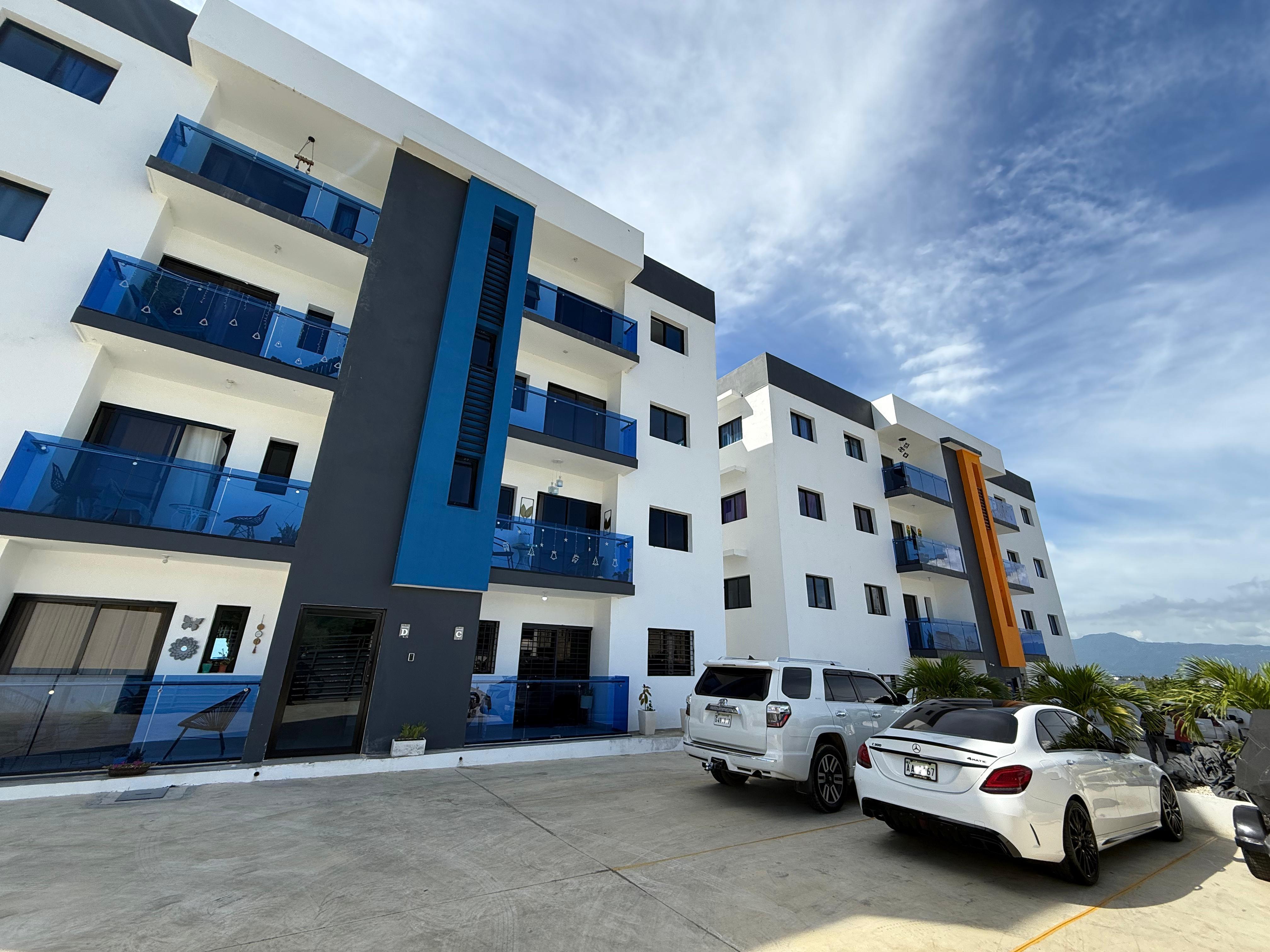 (Escarnia Residences) proyecto de Apartamentos de 2 y 3 habitaciones bajo costo con el bono primera vivienda en Arroyo Hondo Santiago