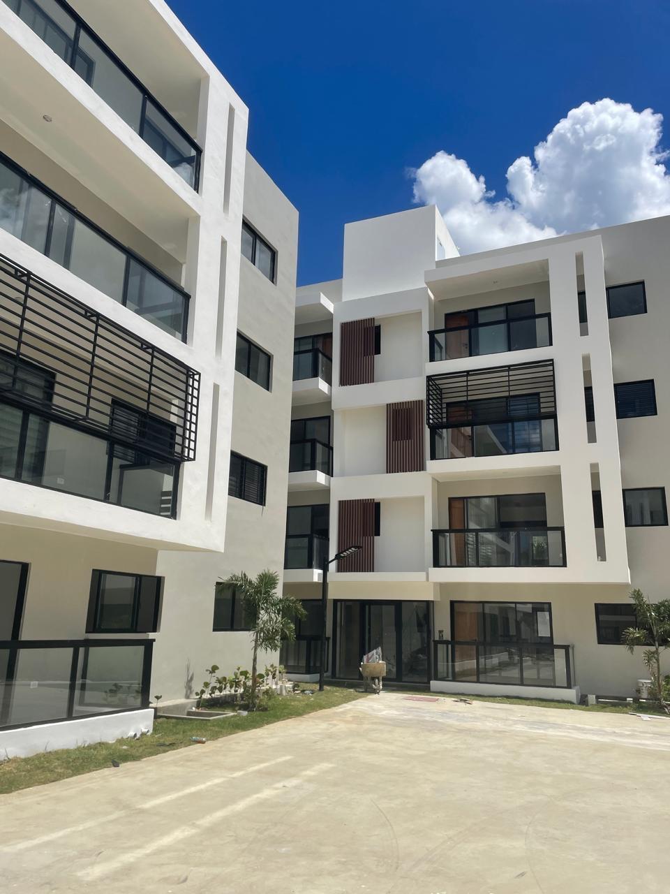 Vendo Apartamento recién terminado en los Alamos