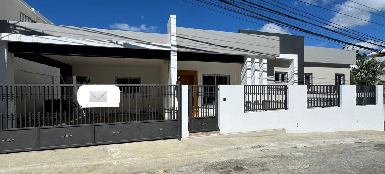CASA EN VENTA EN VALLE VERDE, SANTIAGO.