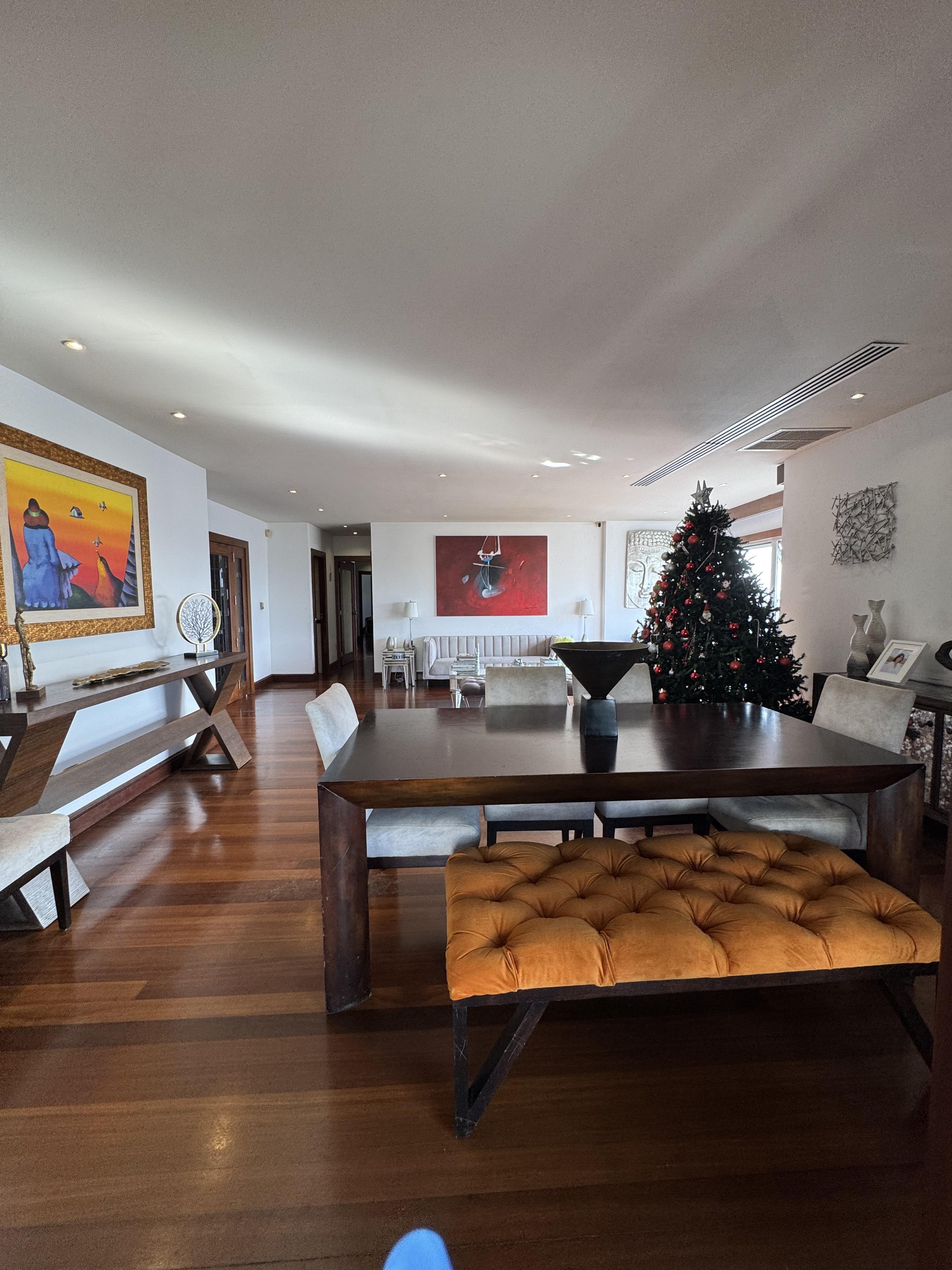 Apto Arroyo Hondo Viejo 3 Habs + Estudio US$370,000