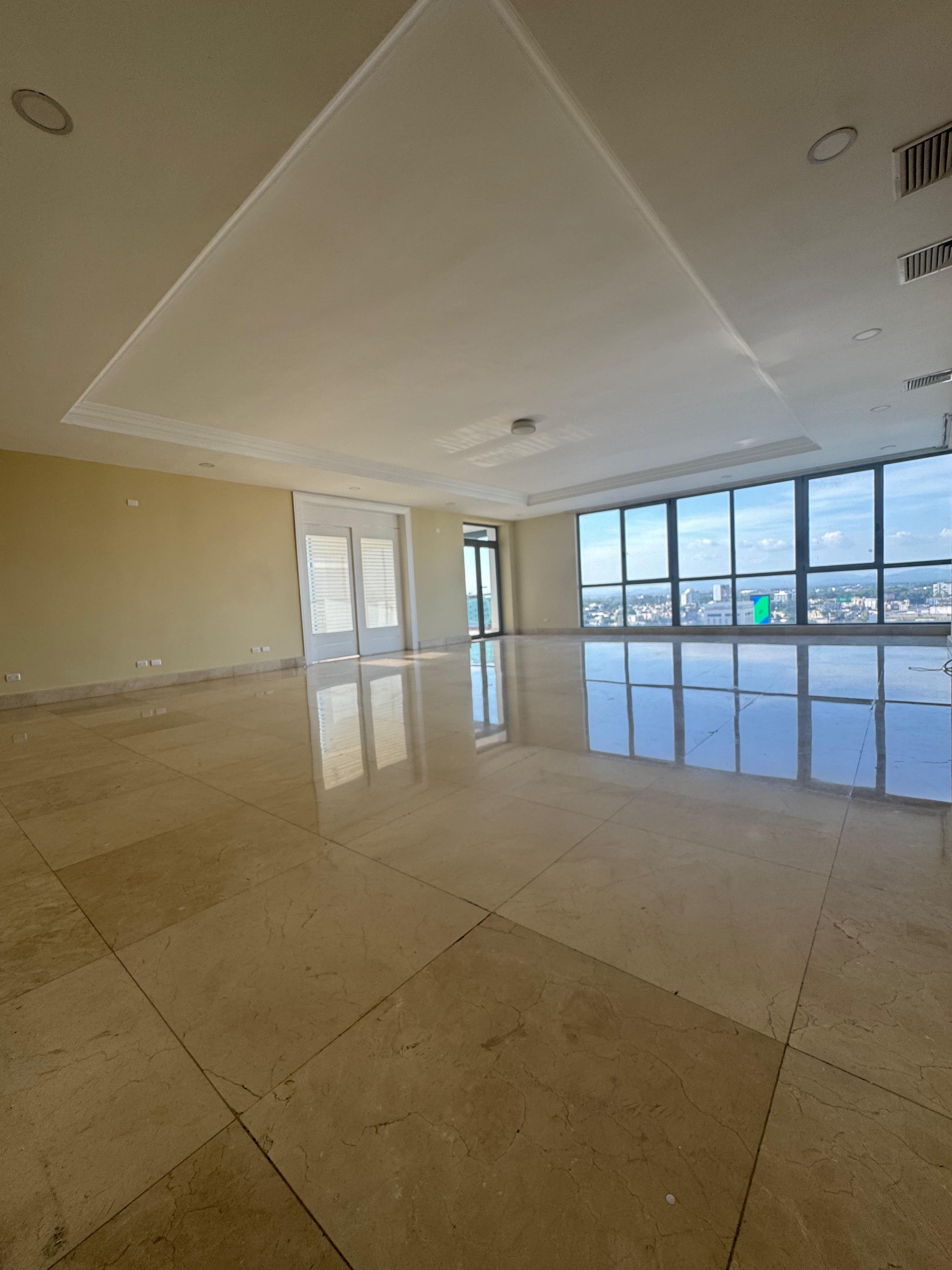 1 apto por piso en Serralles