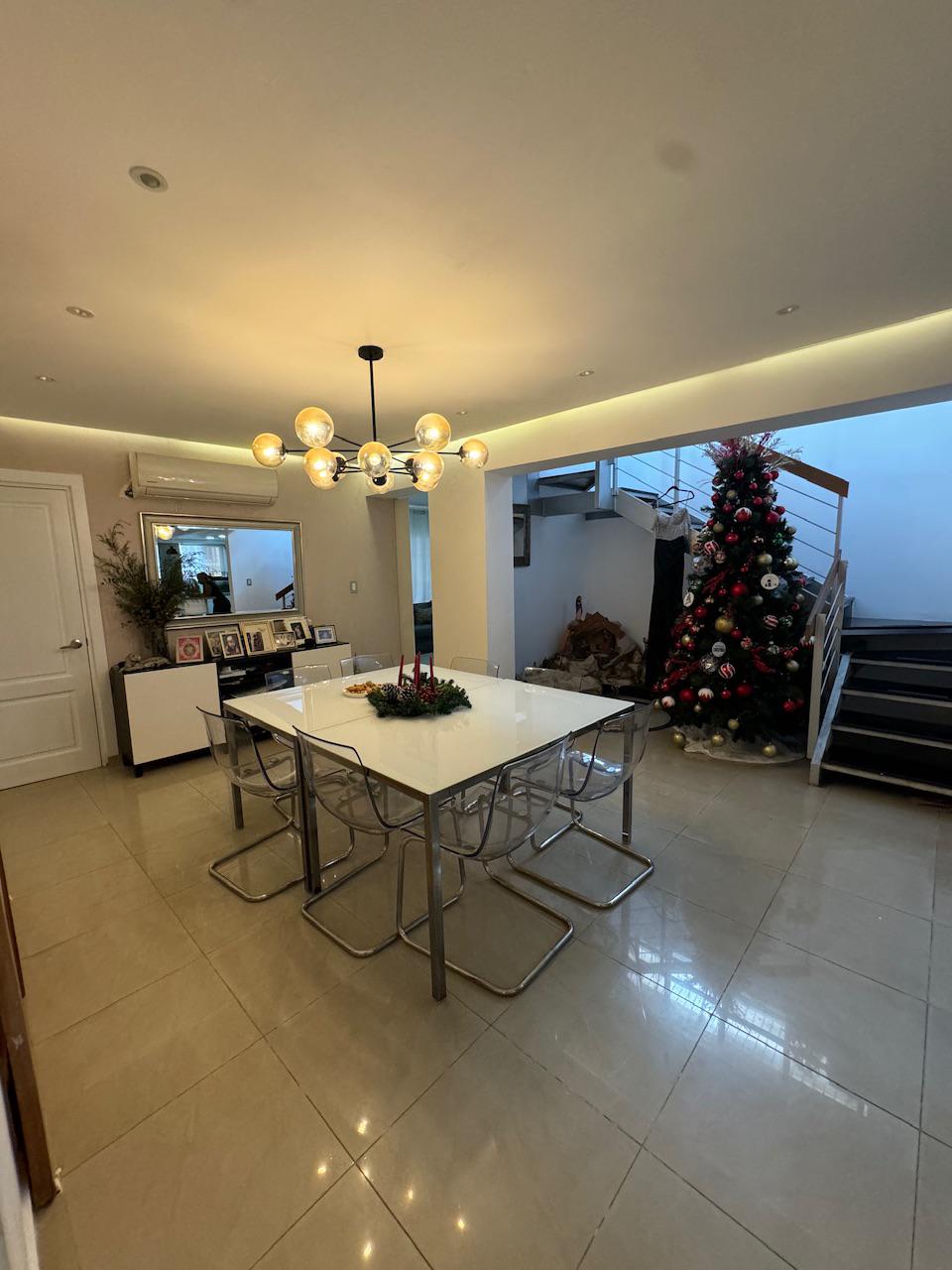 Apartamento de 3 habitaciones mas estudio mas terraza
