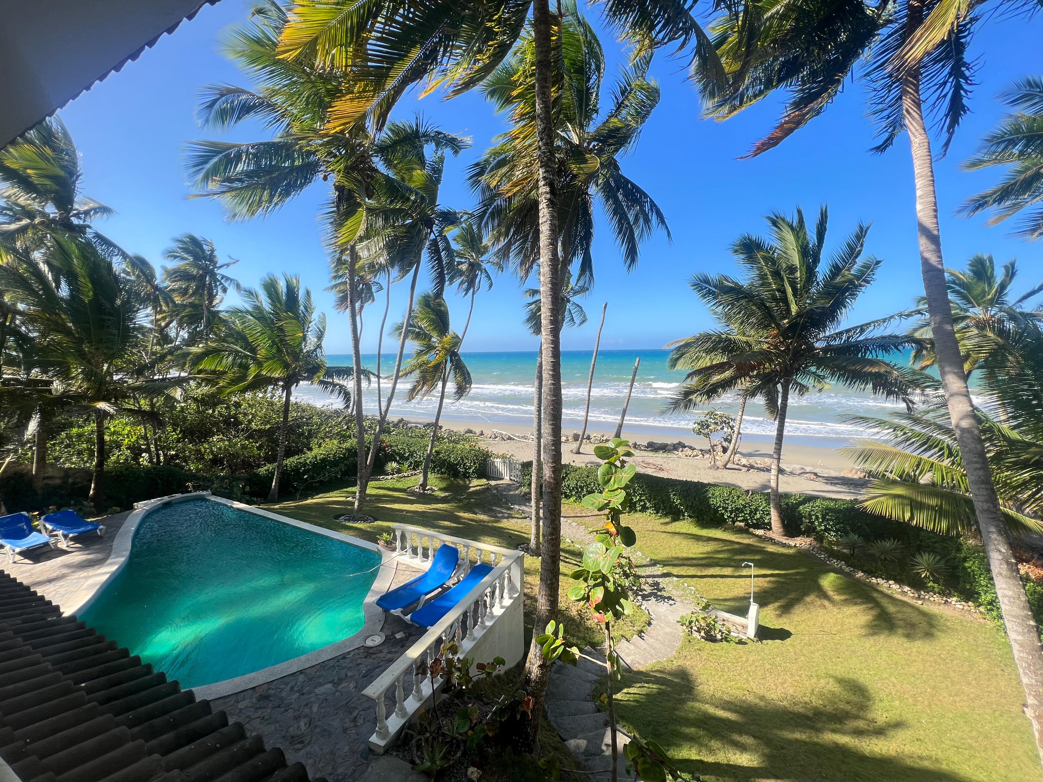 5-Bedroom Beachfront Villa with Guest House in Las Canas