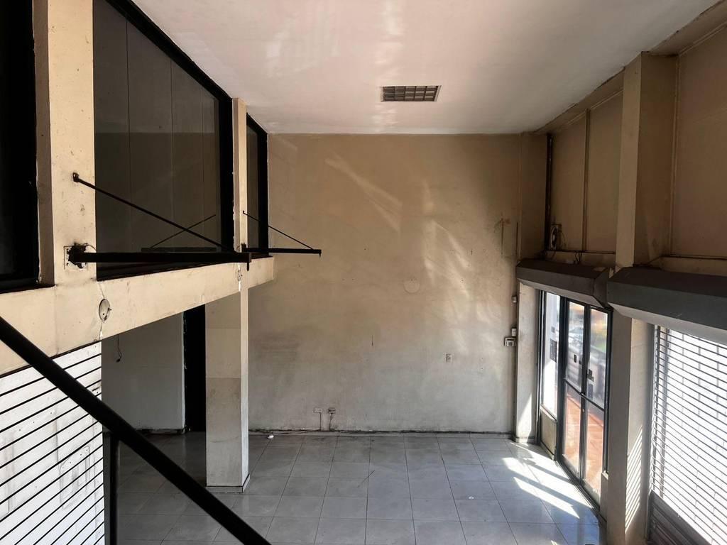 Local Comercial en alquiler - Avenida República de Colombia