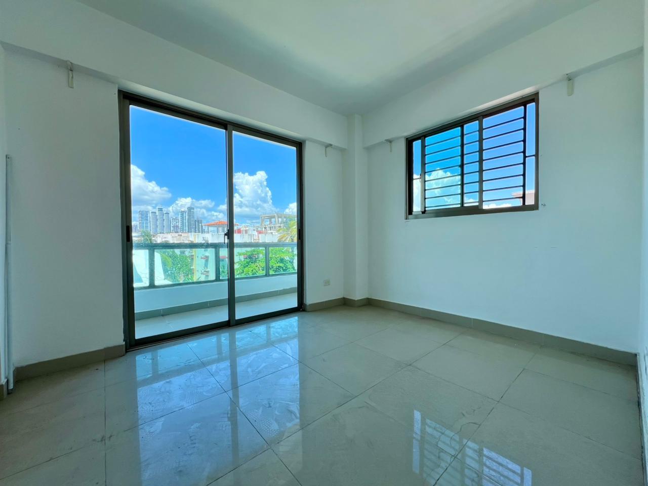 Vendo Acogedor Apartamento para Inversión en Av. Independencia