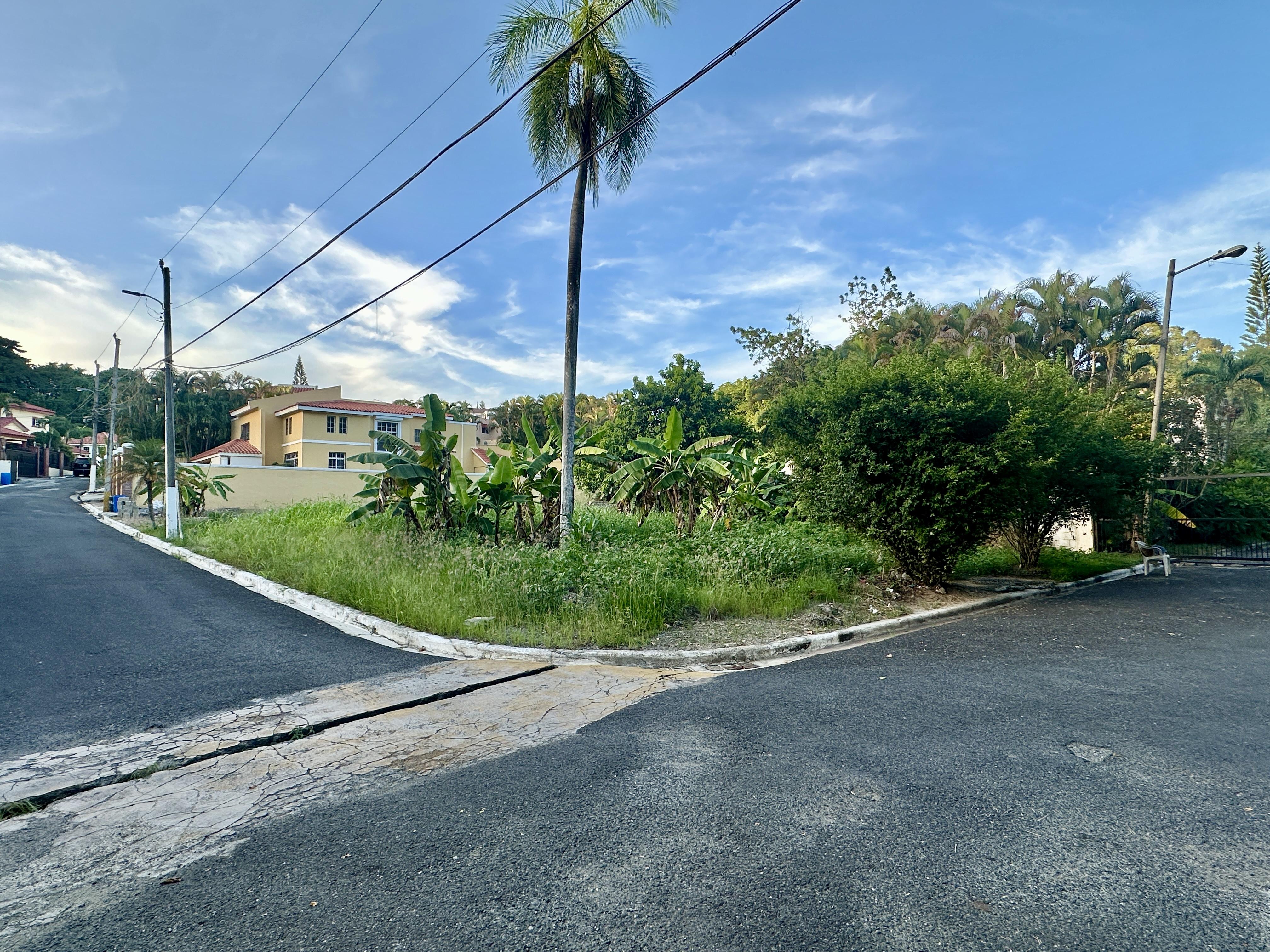 Lot in Laderas de Arroyo Hondo