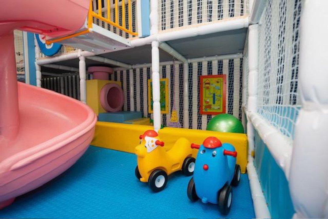 Punto Comercial en Venta | Parque de Diversiones Infantil en Ensanche Ozama