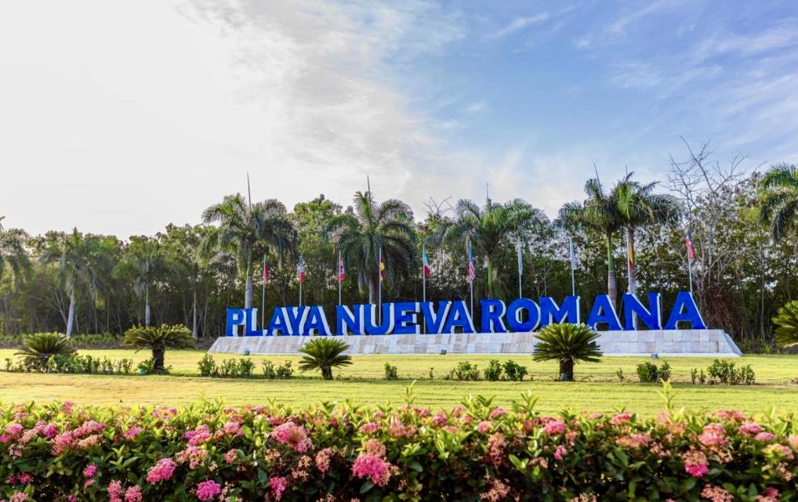 Apartamento en venta, Primera Linea de playa, Playa Romana, Campo de Golf, Club de Playa, Proyecto cerrado, hotel Bahia Principe