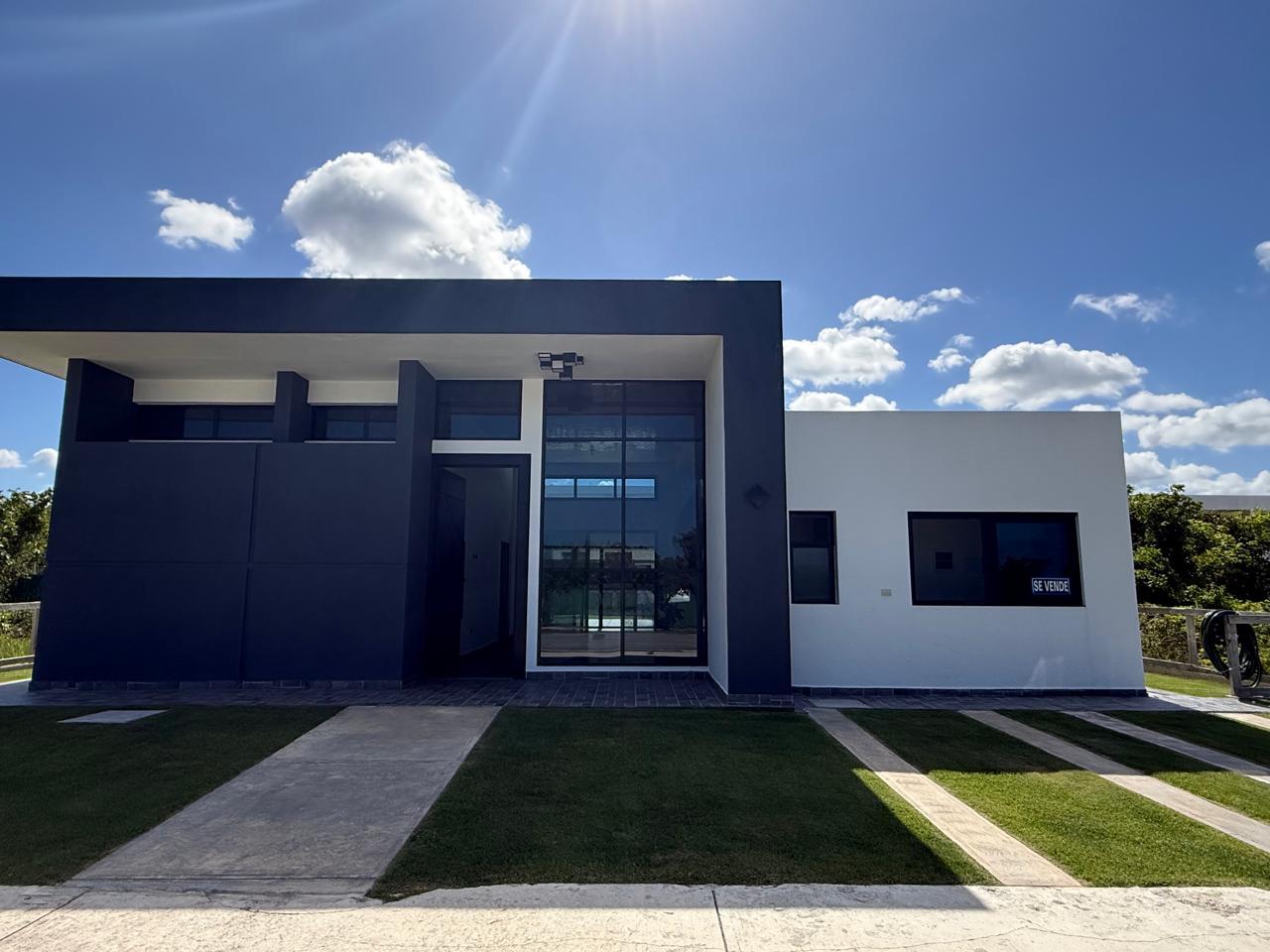 Casa de 1 Nivel en Venta en Vista Cana, Punta Cana | 3 Habitaciones con Piscina Privada y Diseño Minimalista