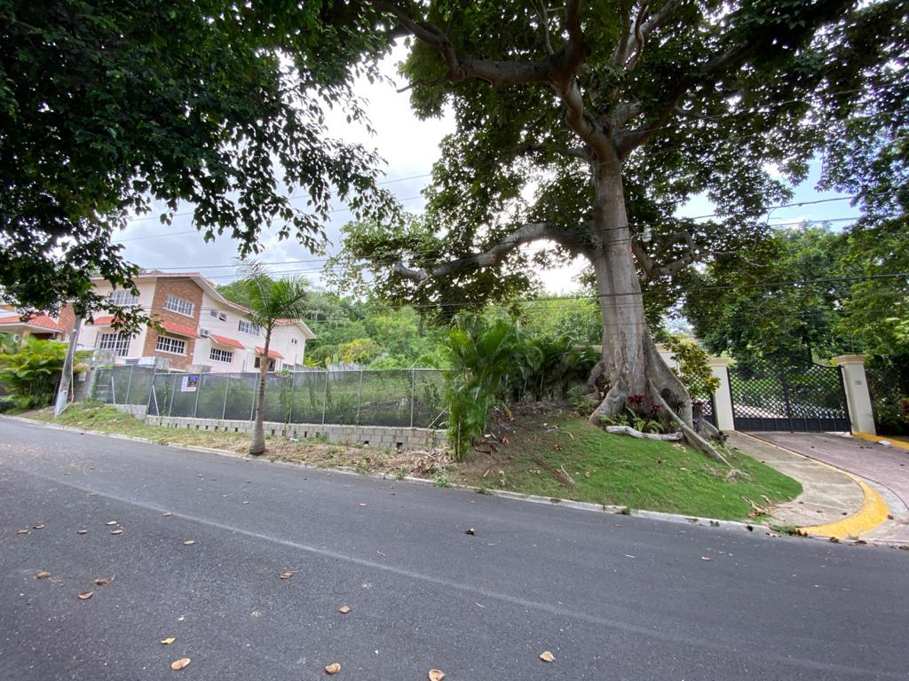 Solar en Cuesta Hermosa