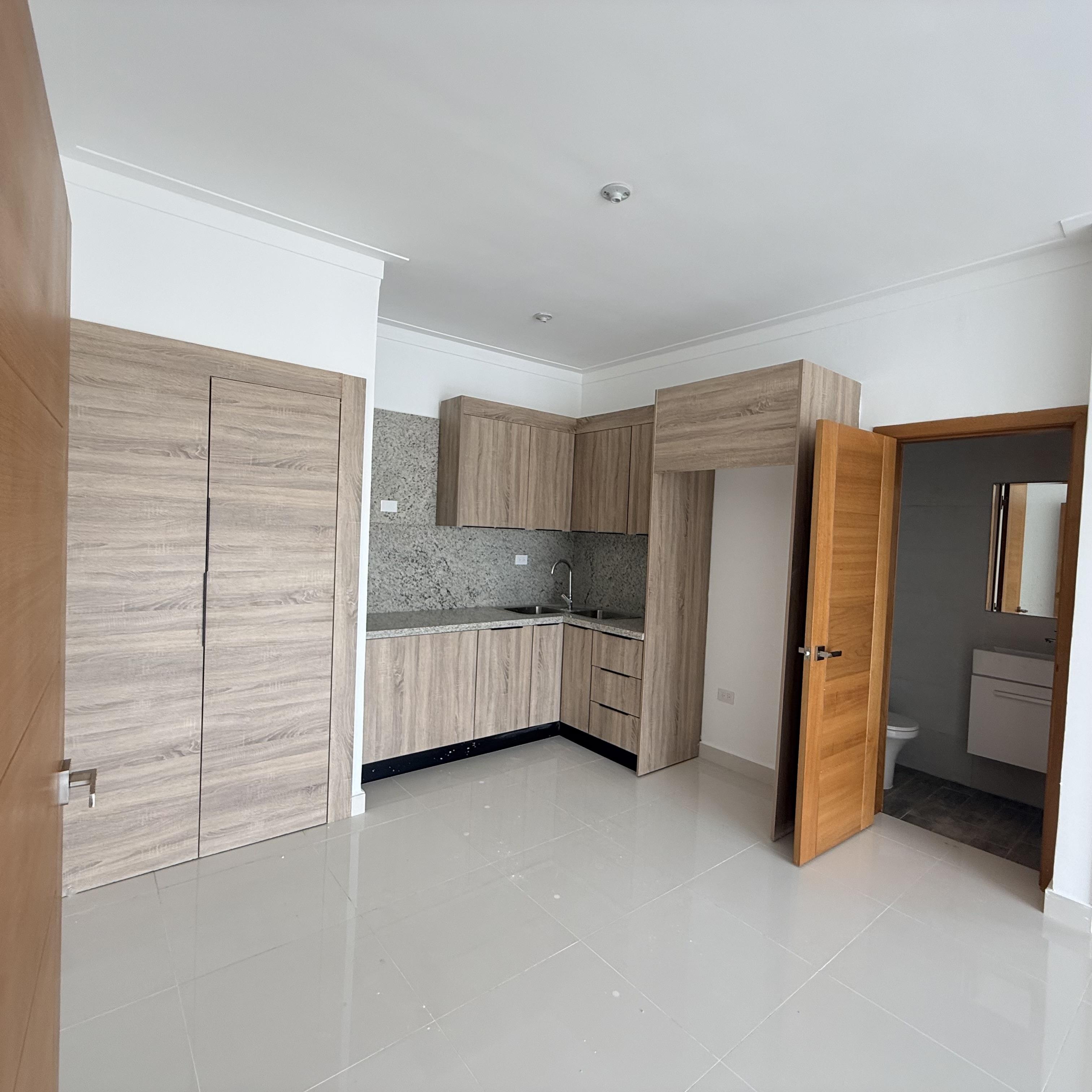 APARTAMENTO DE 1 HABITACION ENTREGA DIC 2025 RENACIMIENTO